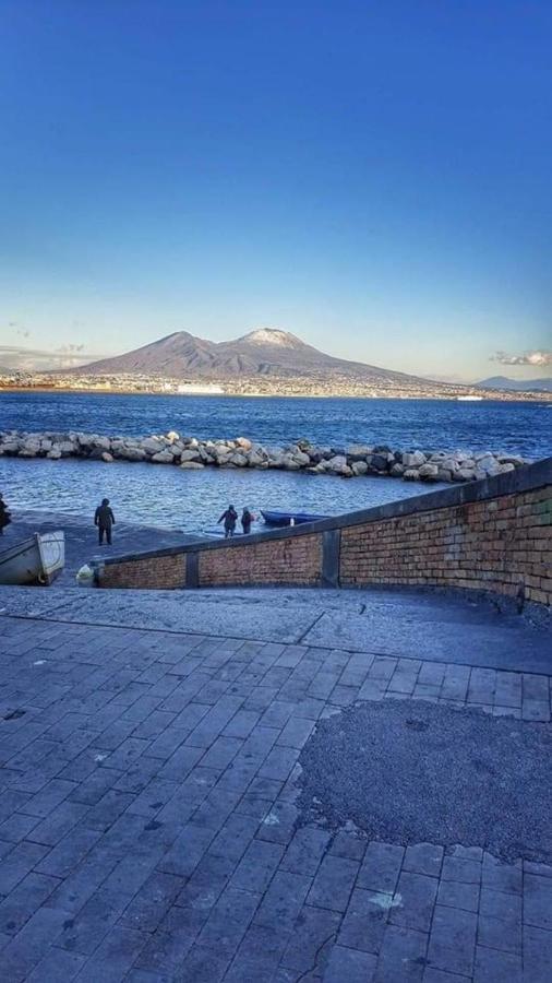 B&B Ruffo Nel Cuore Di Napoli ภายนอก รูปภาพ