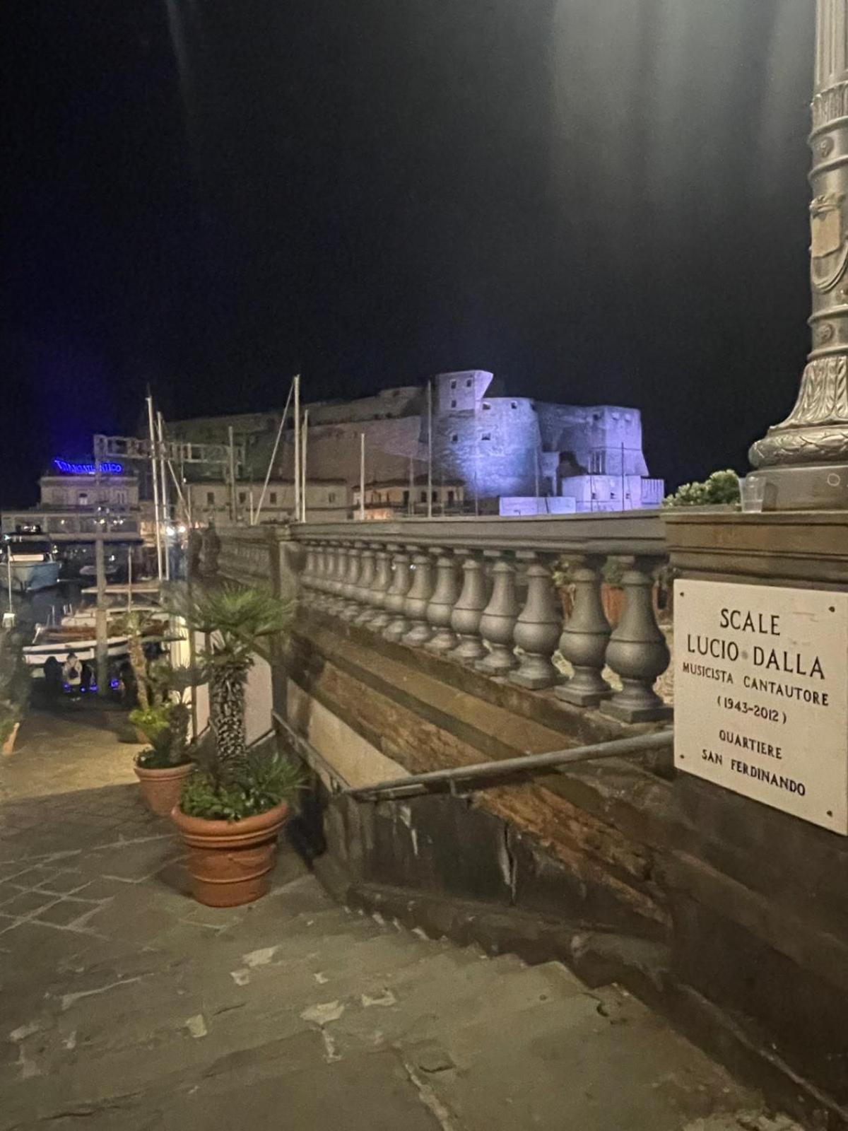 B&B Ruffo Nel Cuore Di Napoli ภายนอก รูปภาพ